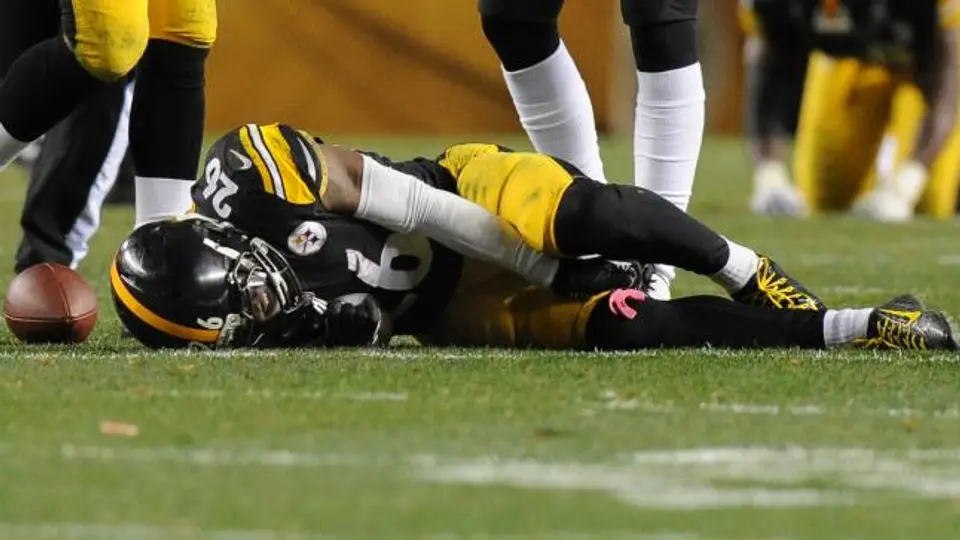 Acereros no descarta a Le'Veon Bell para Playoffs