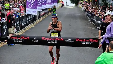 Igor Campos, primer mexicano en ganar maratón Rock 'n' Roll