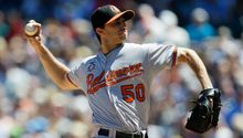 Miguel González luce en triunfo de Orioles