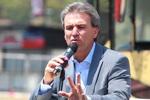 "Solo nos dan atole con el dedo": Néstor de la Torre lanza dardo a proceso de Javier Aguirre