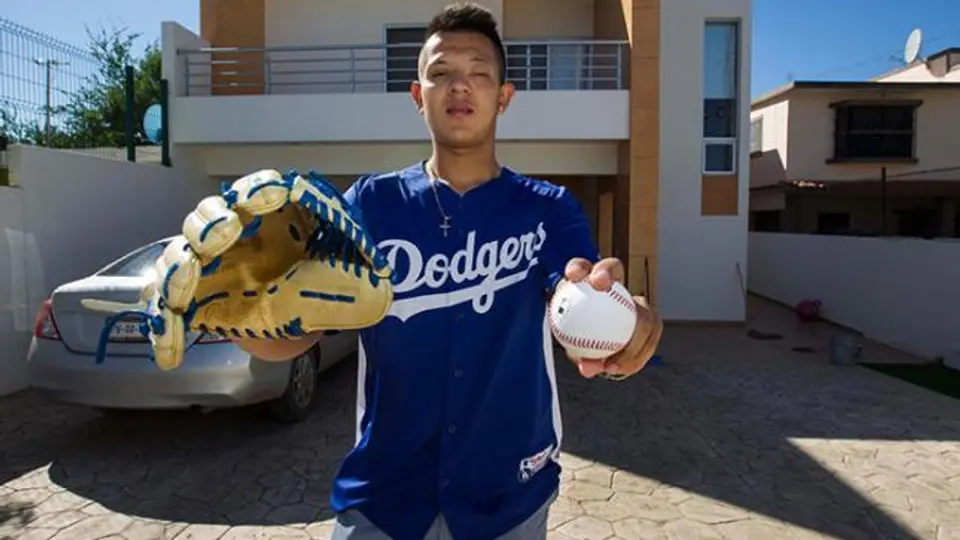 Julio Urías, la nueva joya del beisbol mexicano