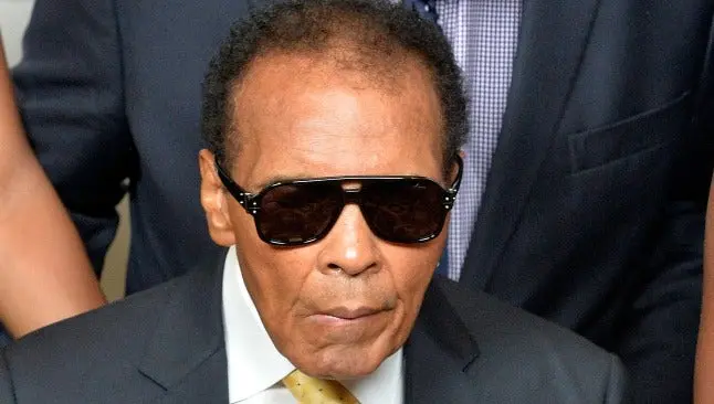 Muhammad Ali, hospitalizado por segunda ocasión