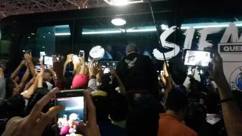 Ronaldinho causa un 'carnaval' a su llegada a Veracruz