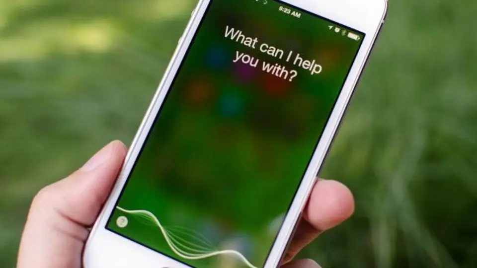 Siri trollea si le preguntas cuánto es cero entre cero