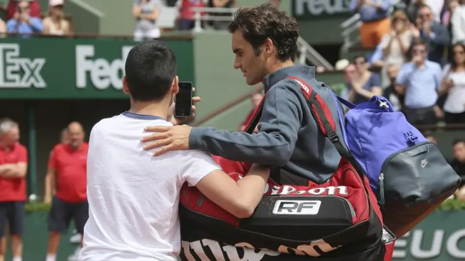 Federer exige mayor seguridad tras invasión de cancha