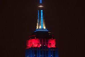 Empire State se pinta' con los colores de Patriotas
