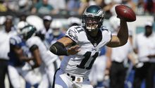 Tim Tebow, ovacionado en su regreso a la NFL