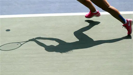 Temblor no detiene partido de tenis en Abierto de Tokio
