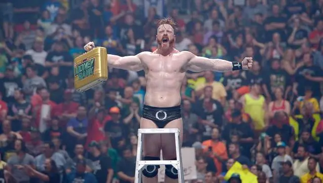 Sheamus gana el maletín de Money in the Bank
