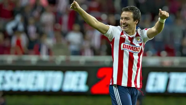 Erick Torres celebra un gol con las Chivas | MEXSPORT