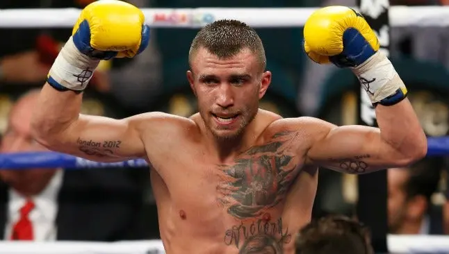 Lomachenko retiene cinturón welter del OMB