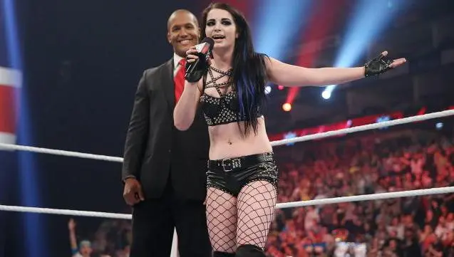 Paige no lucharía en Extreme Rules por lesión