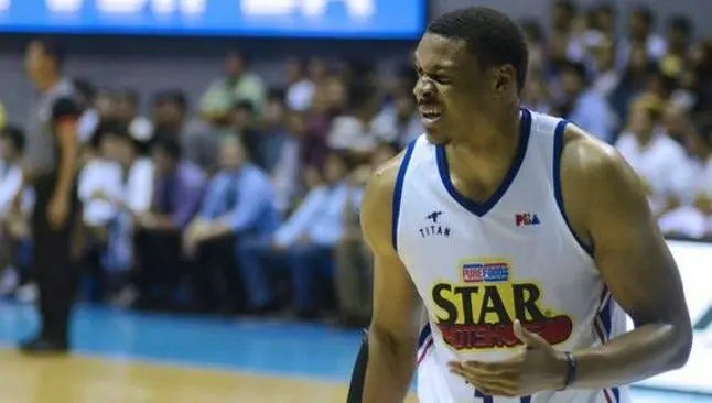 Basquetbolista, despedido por criticar a Pacquiao