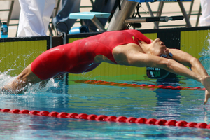 Nadadora mexicana denuncia amenazas de directivos