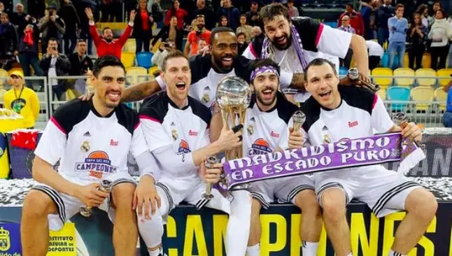 Gustavo Ayón conquista la Copa del Rey con Real Madrid