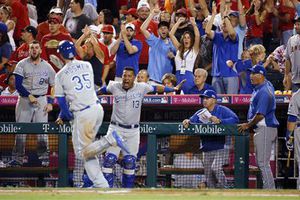 Reales saca ventaja a Angelinos