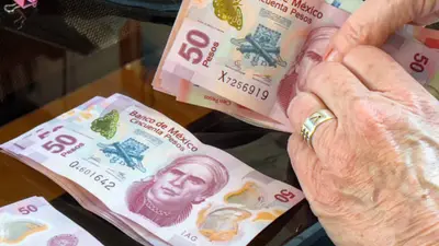 ¿Quiénes reciben aguinaldo en noviembre 2026? Fechas de pago para pensionados del IMSS e ISSSTE