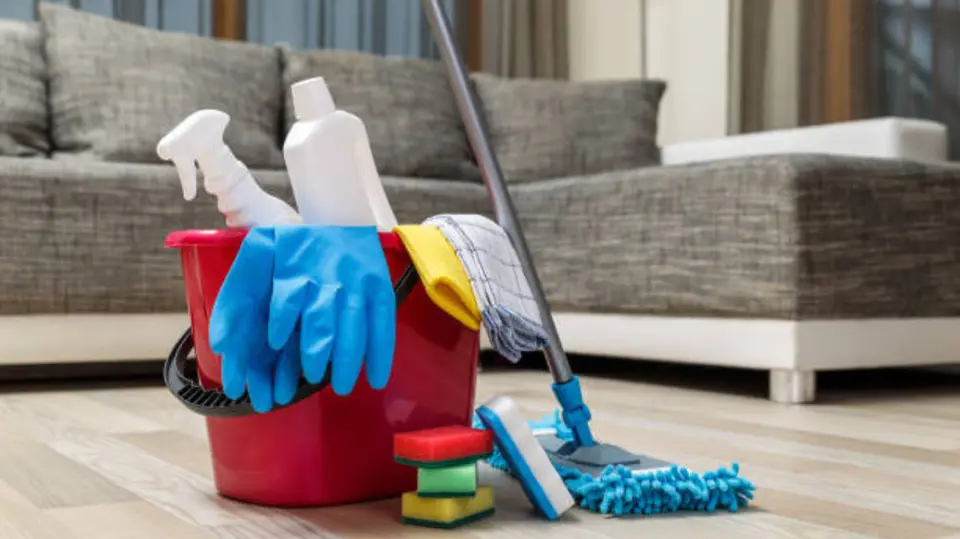 La separación de bienes no elimina el derecho a reclamar una compensación por el trabajo doméstico y de cuidados. / iStock