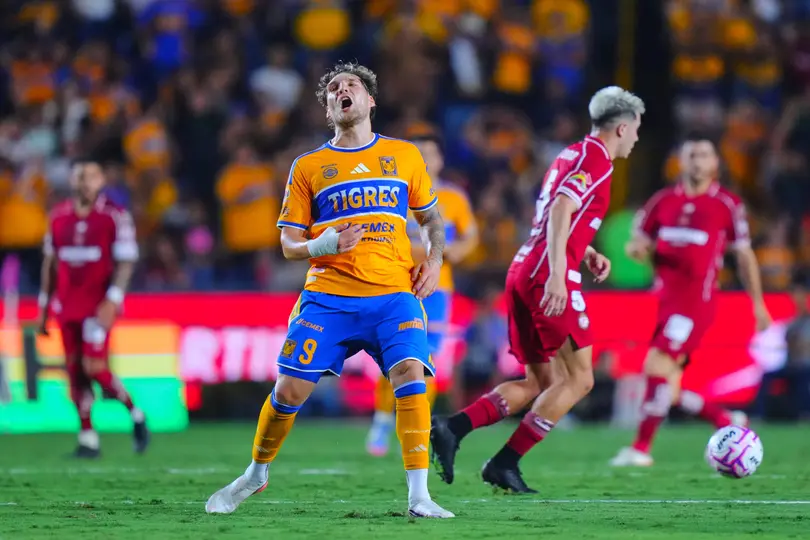 Emiliano Gómez en una jugada l MEXSPORT