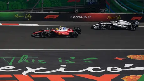 ¡No fue último! Checo Pérez se recuperó y así se presentó en las Prácticas Libres del Gran Premio de México