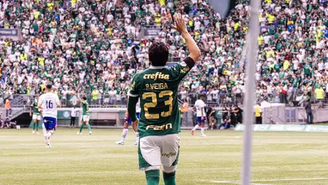 ¡Con la piel chinita! Así despidió la afición de Palmeiras a Raphael Veiga