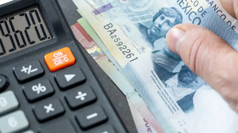 El agua potable es un servicio esencial, pero su falta de pago puede generar consecuencias administrativas. / iStock