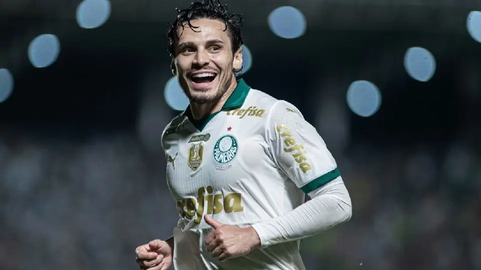 Raphael Veiga con la camiseta de Palmeiras l X:raphaelveiga23