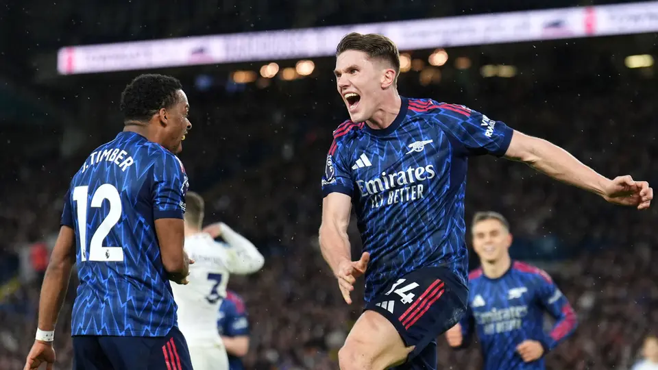 Paseo bajo la lluvia: Arsenal se impuso al Leeds y se confirma como líder de la Premier