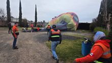 FOTOS: Tres globos aerostáticos caen en Teotihuacán por mal clima