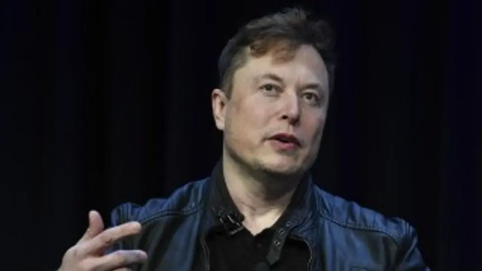 Correos electrónicos fechados en 2013 muestran intercambios entre Musk y Epstein sobre una posible visita a su isla privada en el Caribe. / AP