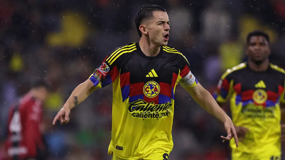 Álvaro Fidalgo se va de América | IMAGO7