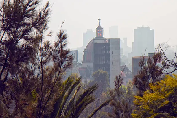 El inicio de febrero está marcado por un descenso en las temperaturas en la capital del país. / iStock