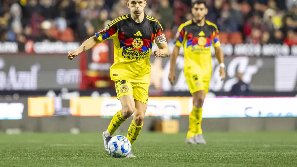 Álvaro Fidalgo se va de América | IMAGO7