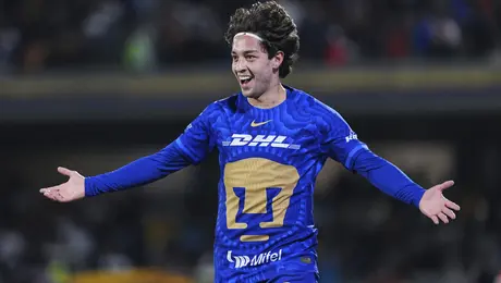 ¡Rugen en CU! Pumas golea a Santos y extiende racha invicta
