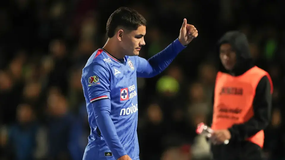 Gabriel Fernández, de Cruz Azul, se enfrenta a una posible sanción de dos partidos