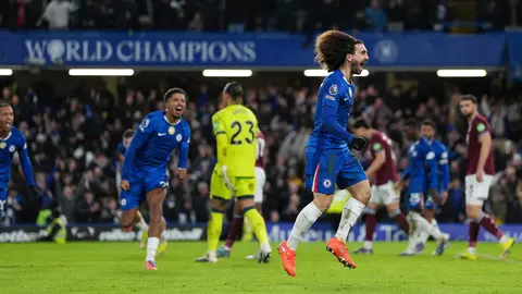 Marc Cucurella con Chelsea I AP