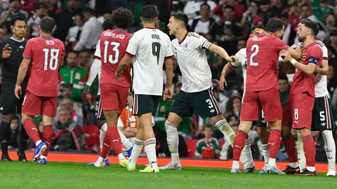 México durante el partido con Portugal l MEXSPORT