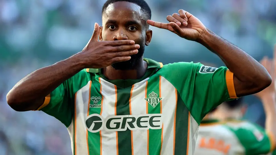 Cédric Bakambu, en el Real Betis | AFP