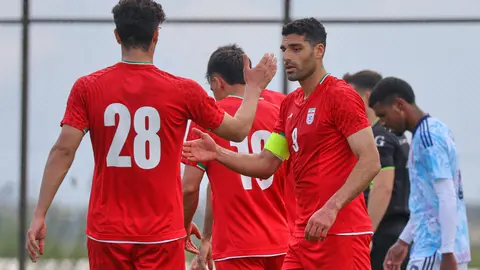 Jugadores de Irán en celebración durante su amistoso contra Costa Rica | AP