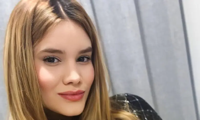 Carmiña Castro es conocida por su emprendimiento de repostería y contenido en redes sociales./ RS