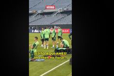 Quiñones, Fidalgo, Israel Reyes y Erick Sánchez juntos en el entrenamiento de la Selección