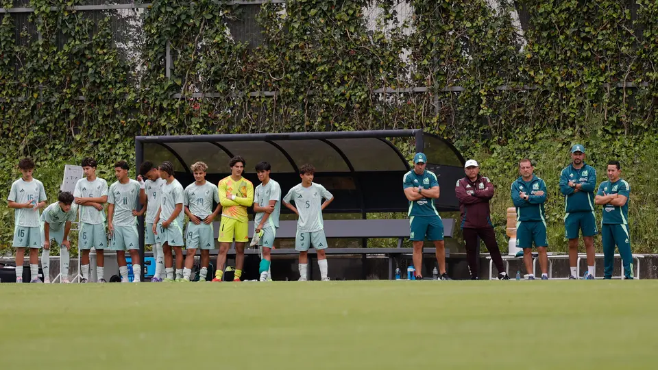 Jugadores de la Selección Mexicana Sub-17 y cuerpo técnico en 2025 | IMAGO 7