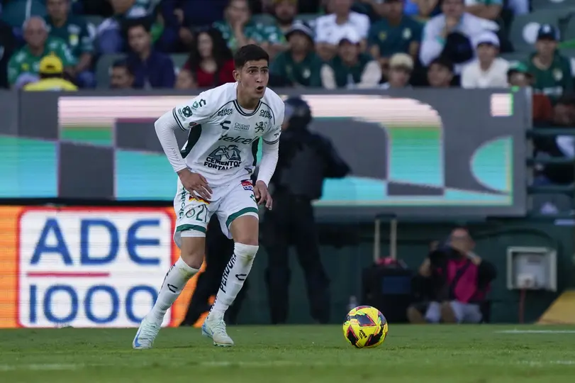 Tadeo Estrada con León l IMAGO7