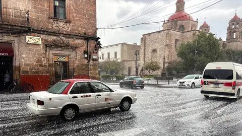 El sur y oriente de la ciudad fueron los más impactados por la tormenta./ X