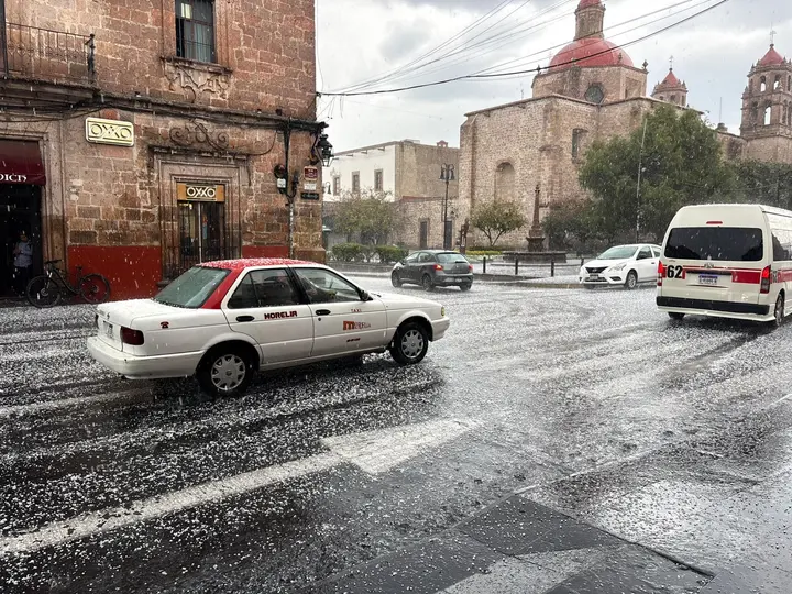 El sur y oriente de la ciudad fueron los más impactados por la tormenta./ X