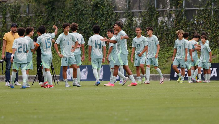 Jugadores de la Selección Mexicana Sub-17 en celebración | IMAGO 7