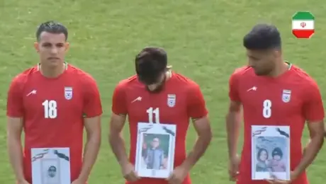 Selección de Irán exhibe imágenes de menores fallecidos previo a duelo ante Costa Rica