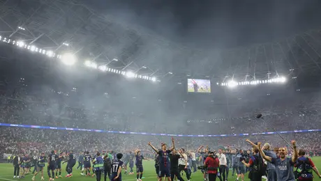 ¡Caos en París! Celebraciones por la Champions del PSG dejan cientos de detenidos y heridos
