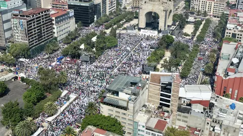 Entre aplausos y consignas, Sheinbaum rindió cuentas sobre los primeros dos años de su gobierno./ Gobierno de México