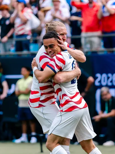 Sergiño Dest con Estados Unidos l X:USMNT